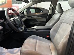 تۆیۆتا کامری